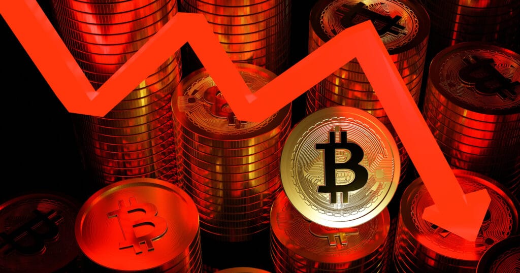 Analytiker befarar "massiv kapitulation" i bitcoin – priset kan rasa till 12 000 dollar.